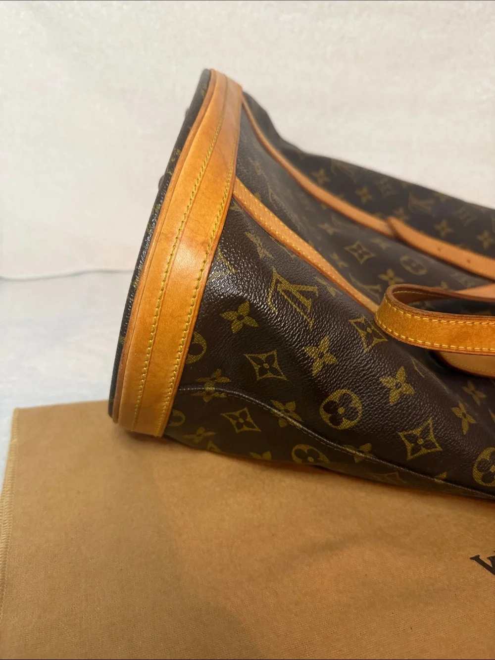 Louis Vuitton Tote Bag Bucket GM Brown Monogram with Louis Vuitton Pouch